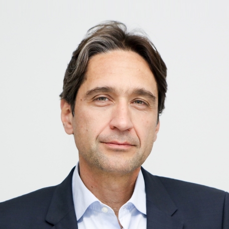 dr Svetozar Putnik